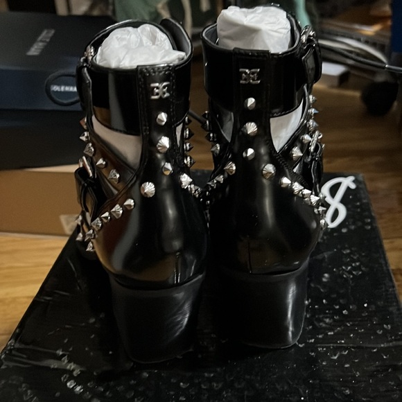 Sam Edelman Elana black booties - Picture 3 of 4